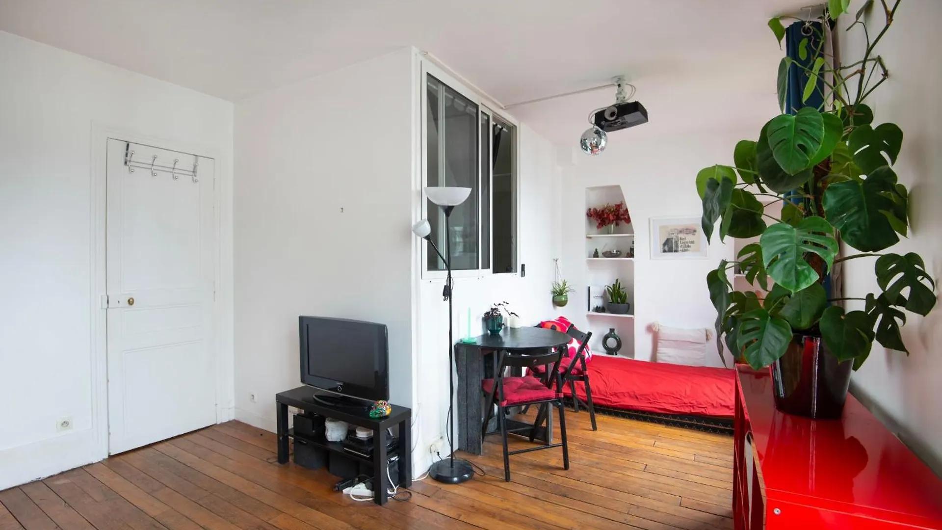 Charming Studio Near Le Marais And Bastille Paris